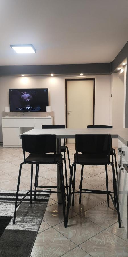 Irysek Apartman Lądek-Zdrój Kültér fotó